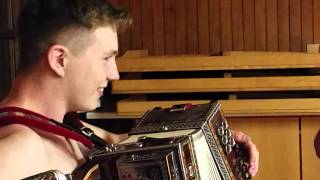 Gaudi mit der Steirischen Harmonika - Schneewalzer - Hubert von Goißern - Mei Schatz - Unsre Katz chords