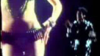 THE CRAMPS / BIKINI GIRLS WITH MACHINE GUNS - Directed by Rocky Schenck