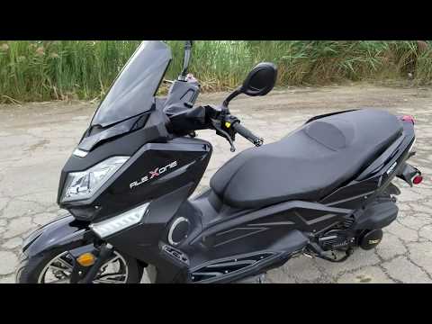 150cc Flex One Scooter Moped ONLY 73 Miles Perfect Condition