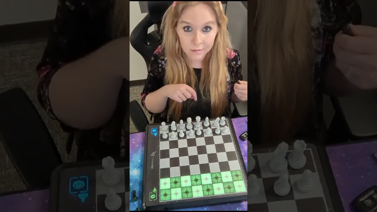 How to play ChessUp 