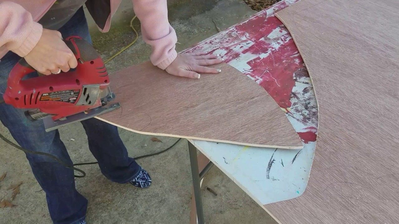 Cutting Door Hangers With Jigsaw Youtube