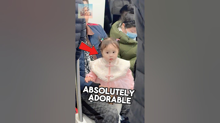 Adorable Little Girl Who Stole Everyone's Attention on the Subway! ❤️ #shorts