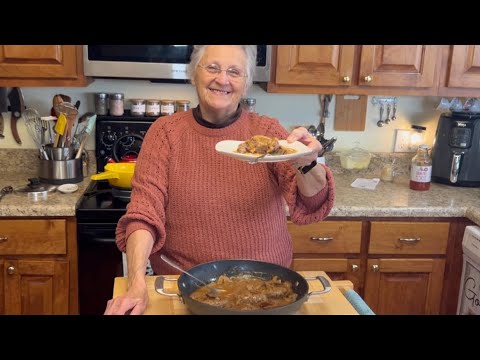 Salisbury Steak (Gluten-Free, Low Carb)