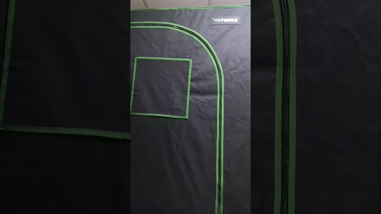 3x3 Vivosun grow tent