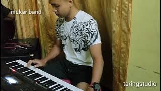 (teman makan teman) by mekar band