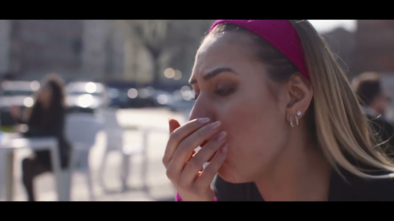 J LOOP -  "scena shock della pizzetta" con Greta Malengo e Diego Riccobene - Clip #5