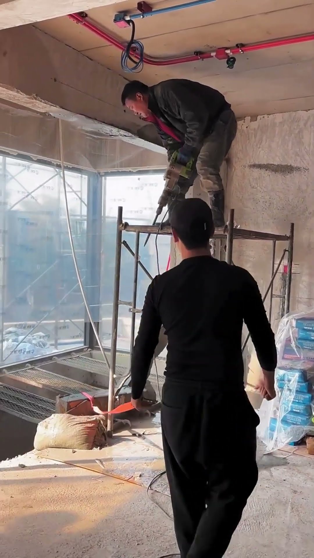 Concrete beam cutting process- Good tools and machinery make work easy