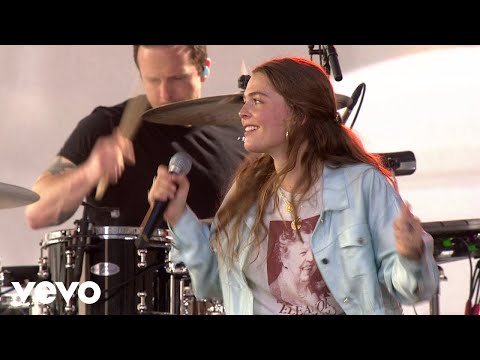 Maggie Rogers Light On Live On The Today Show 