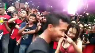 Cewek Hot Bikin Basah Sexy Dancer Indonesia 75360p