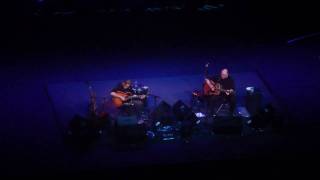 Christy Moore "Nancy Spain" HD Live at the Grand Canal Theater chords