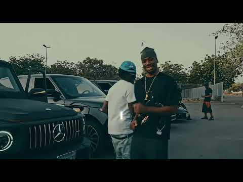 BLKframe - Rich Kid ( How Far Cover) Lyrics Video 