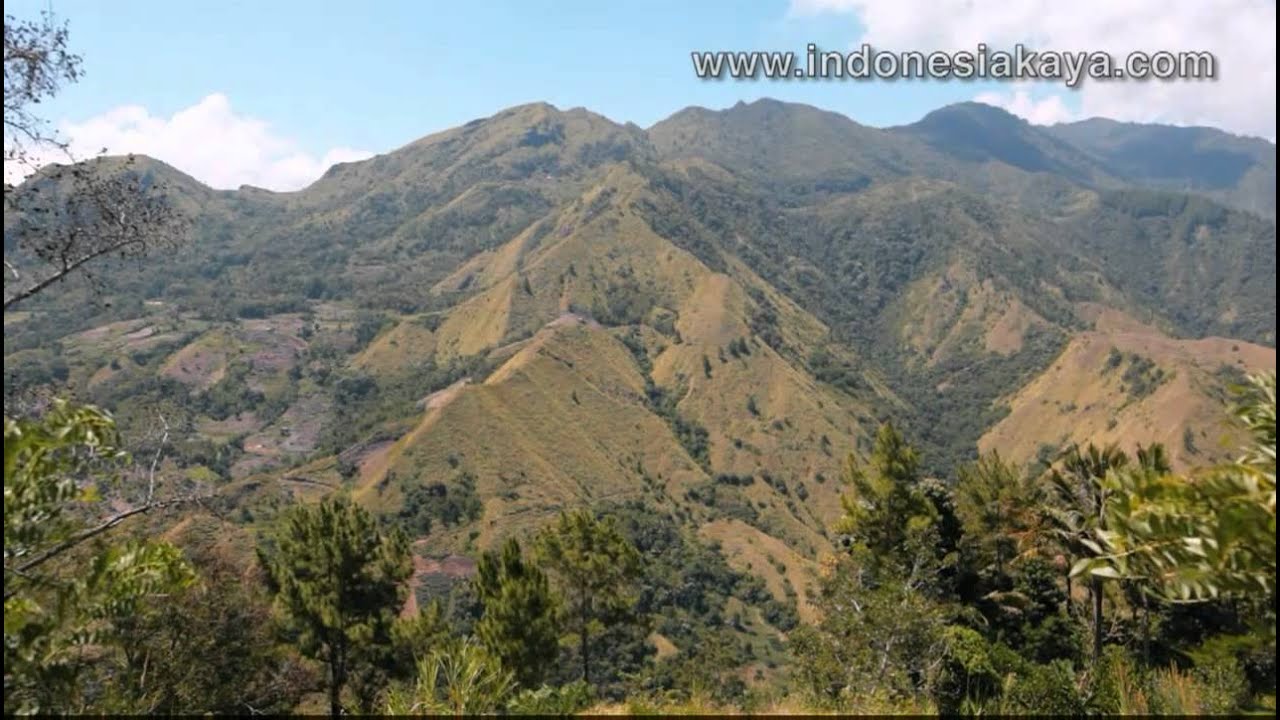 Unduh 85 Koleksi Gambar Gunung Nona Ambon Paling Baru 