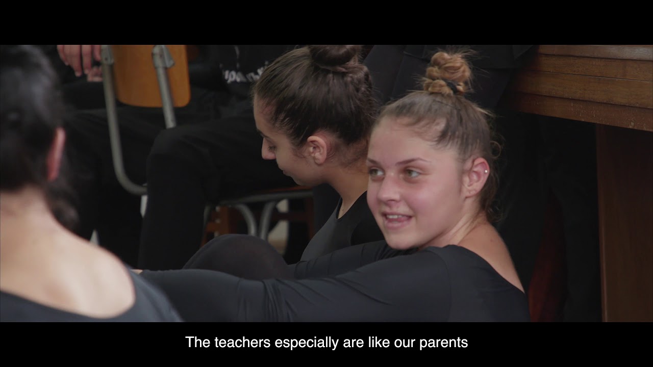 НУФИ - Домът на фолклора // NSFA - The home of the folklore