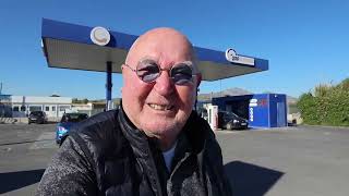 Download Lagu Irritatie over benzine die weer 5 cent duurder wordt!  MP3