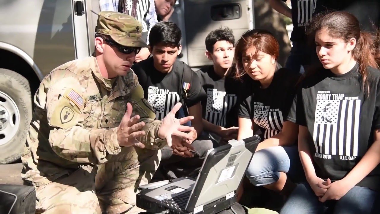 Students Learn About The Texas Guard