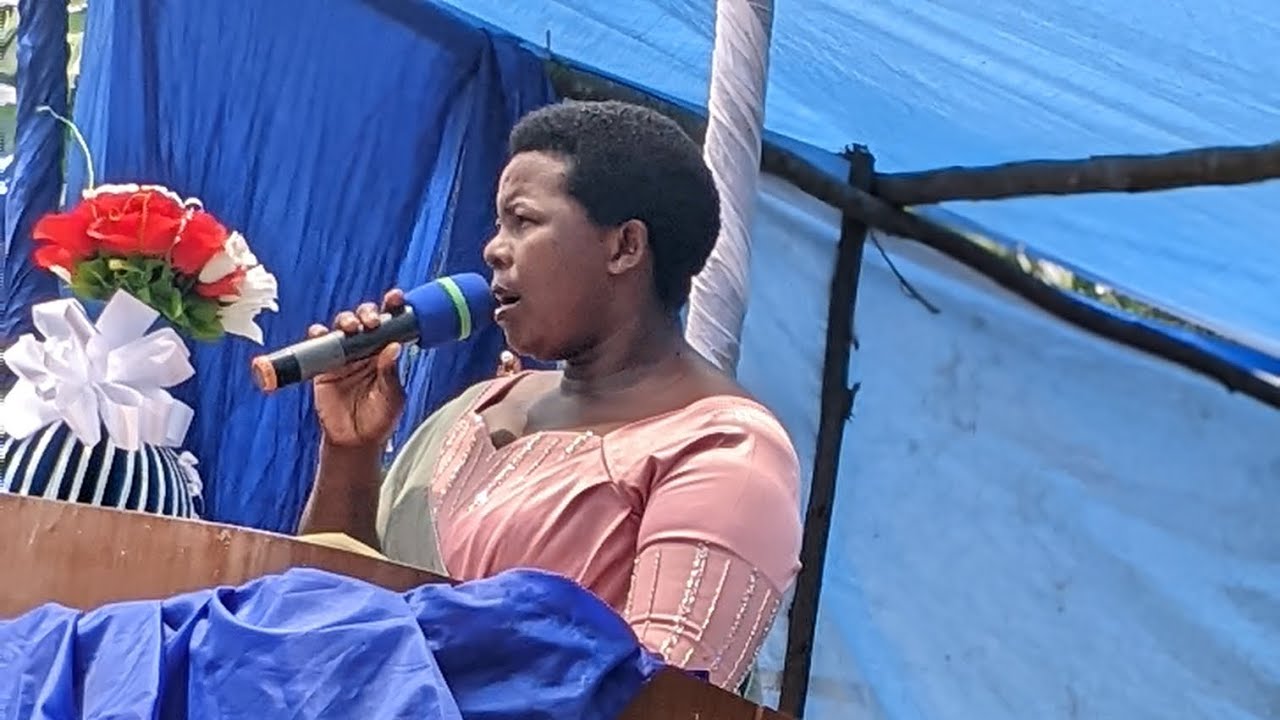 IKIBWIRIZWA : TUDAHE IBIGUGU DUHUNIKE IBISHYA  NIYOMUFASHA Marie Louise