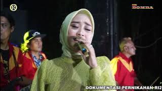 ANISA RAHMA (MENARI DIATAS LUKA ) OM BOMBA LIVE SHOW SURABAYA