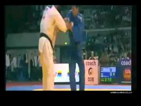 لاعب الجودو المصري رمضان درويش يهزم الإسرائيلي و يرفض مصافحته المباره كامله