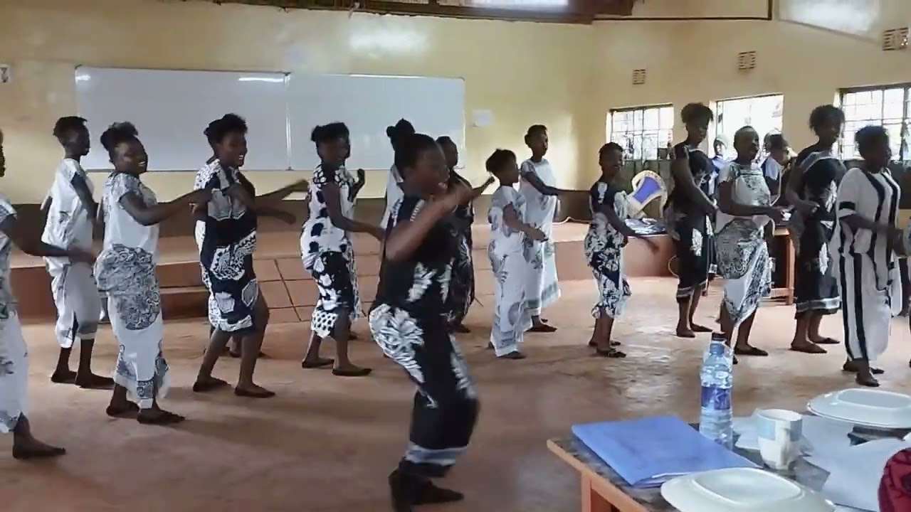 BEST TAARAB(NASEMA NAWE) PERFOMED BY ST ANNES GIRLS 🔥