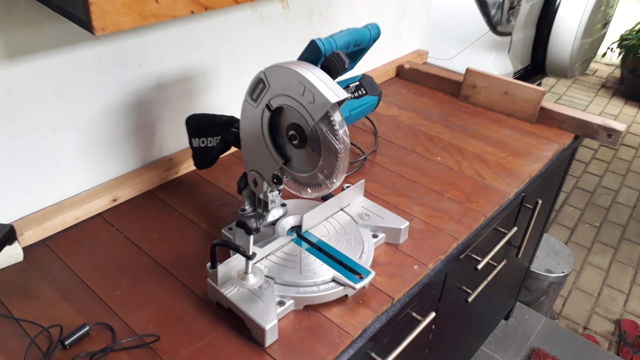 Mudahnya Memotong Kayu  Dengan  Miter Saw atau Gergaji 