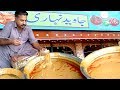 Javed Nihari | Famous Nalli Maghaz Nihari Street Food of Karachi Pakistan | Brain Nihari