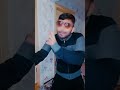 في واحد سارق 40 مليون من صديقو في واحد سارق 40 مليون من صديقو