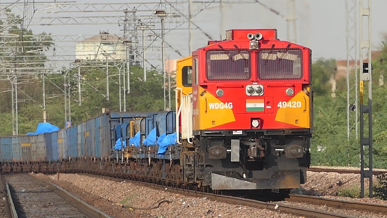 PART 43 Beautyful CURVING WDG4G Diesel Locomotive Goods Freight part-43-beautyful-curving-wdg4g-diesel-locomotive-goods-freight