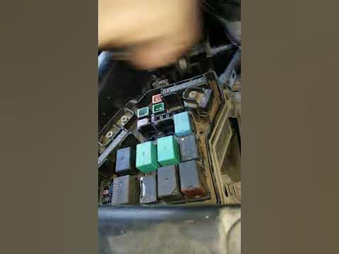 how to direct radiator fan switch On, in honda civic reborn - YouTube