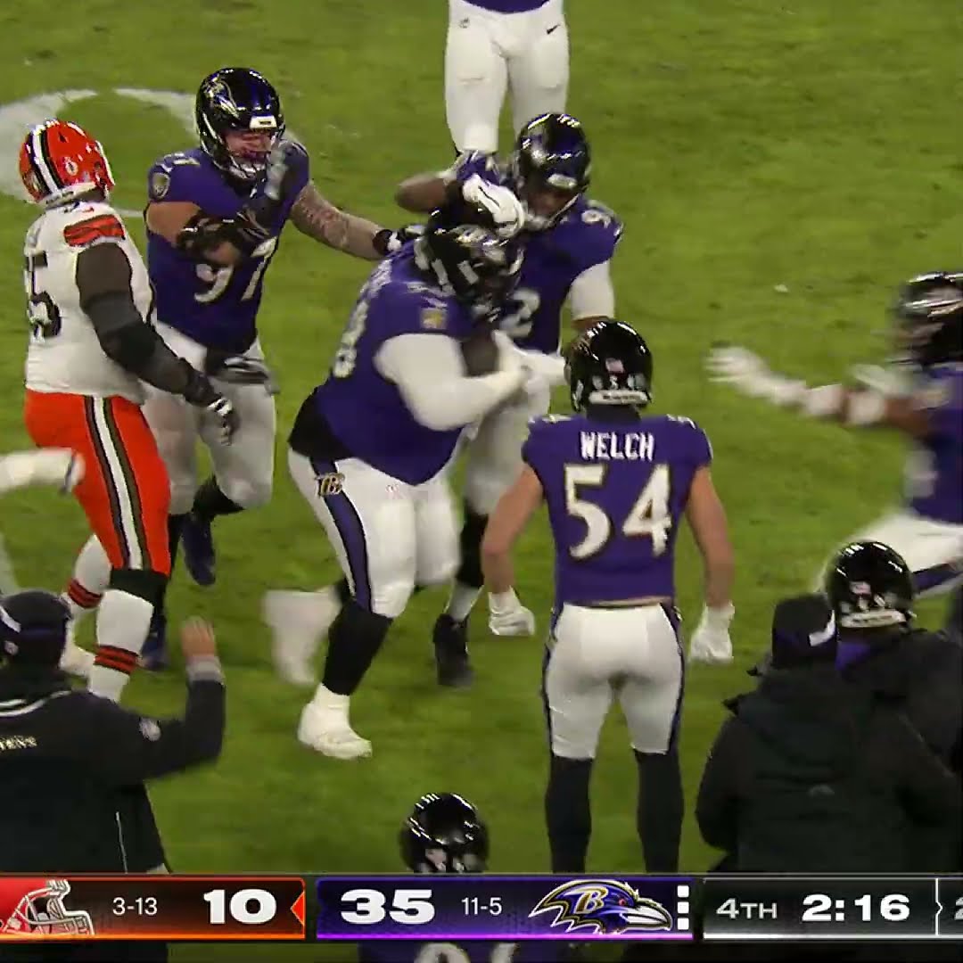 Michael Pierce intercepts the Bailey Zappe pass vs. Cleveland Browns