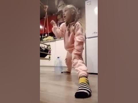 показываю как я умею продольный шпогат - YouTube