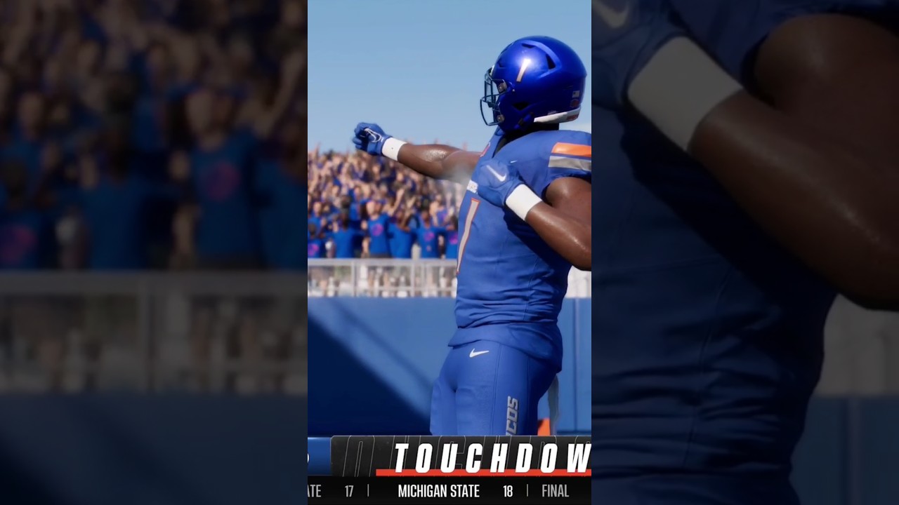 Jambres Dubar takes the touch pass and goes over the goal line for a touchdown 