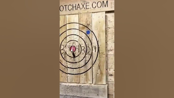 The greatest axe throw ever 😳👏 (via @sebbywebz/IG)