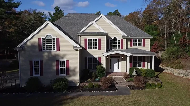 MELISSA ATWOOD REAL ESTATE - STATE RD PLYMOUTH - V...