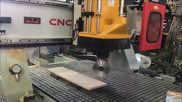 LIH-WOEI C axis + aggregate with saw blade - C軸加鋸片 wood working CNC machinery