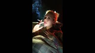 IN BED WITH SMOKING VIXEN 😍💨☺️