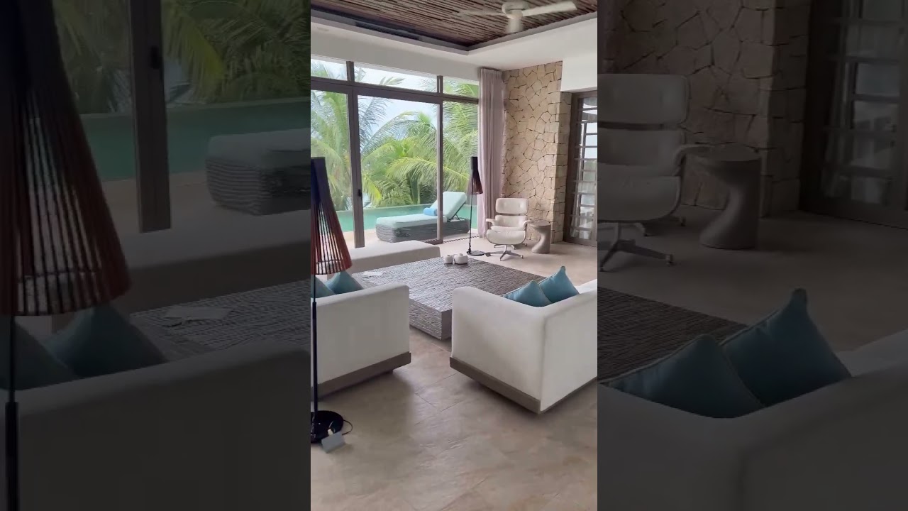 Căn phòng nhìn ra phía biển/The room overlooks the sea of Mia Resort Nha Trang - VDNK 