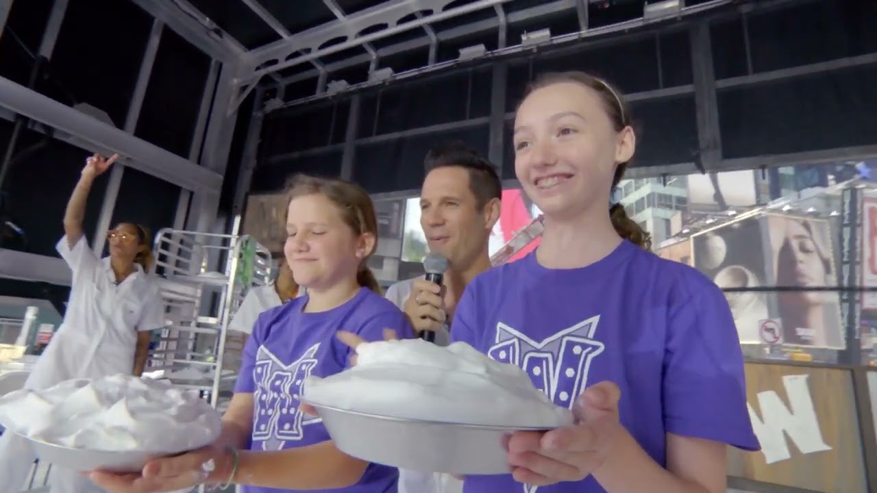 Circle of Pies are Back in Times Square!