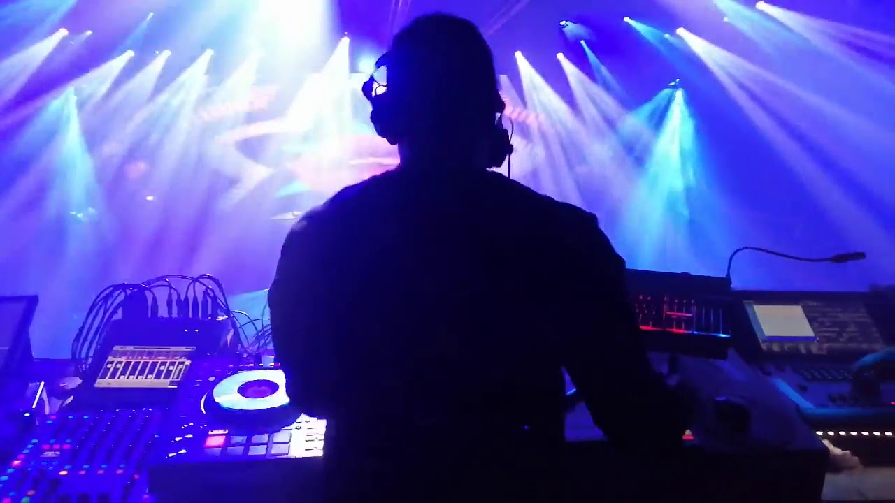 Coco Bongo Punta Cana DJ AVILES It's Party Time!