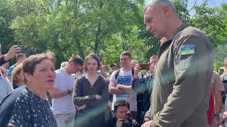 Віталій Кличко на місці російського ракетного удару у Києві
