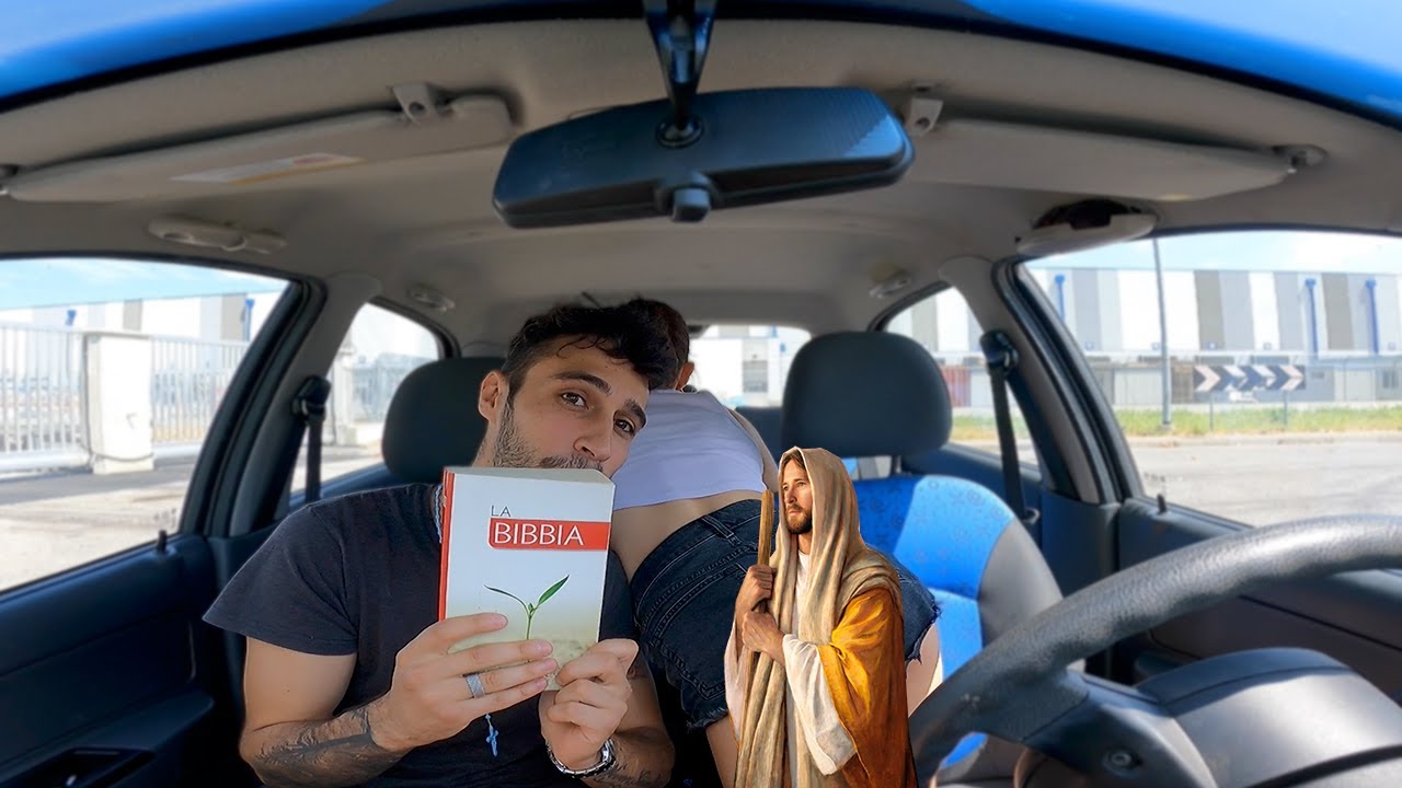 COME (NON) IMPARARE A GUIDARE 😳 - YouTube