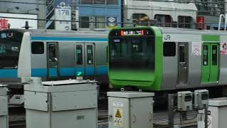 上野東京ライン普通小田原行きE231系1890E＋E233系と山手線内回り東京・上野方面行きE231系502東トウ、山手線内回り東京・上野方面行きE235系1600G東トウがJR新橋駅を走行！