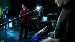 Nine Inch Nails - Everyday Is Exactly The Same {Video Version}