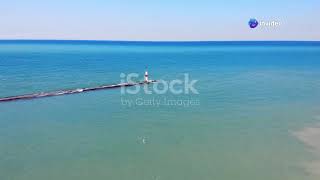 Gale Warnings: Lake Michigan & Huron Brace for 20-Foot Waves!