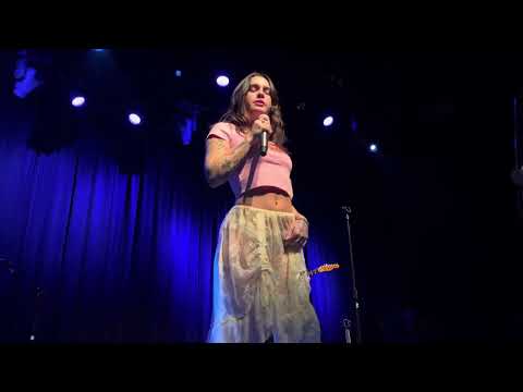 Bea Miller -