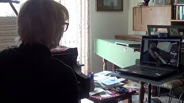 Piano Lesson Adult Beginner: working on block chords technique