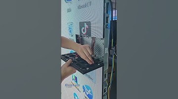 Installing the led module is as easy as playing a jigsaw puzzle#leddisplay #eagerled  #shorts
