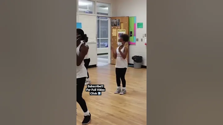 The Coach Doesn't Look To Impressed👀 #shorts #Cheerleading #stompnshake - DayDayNews