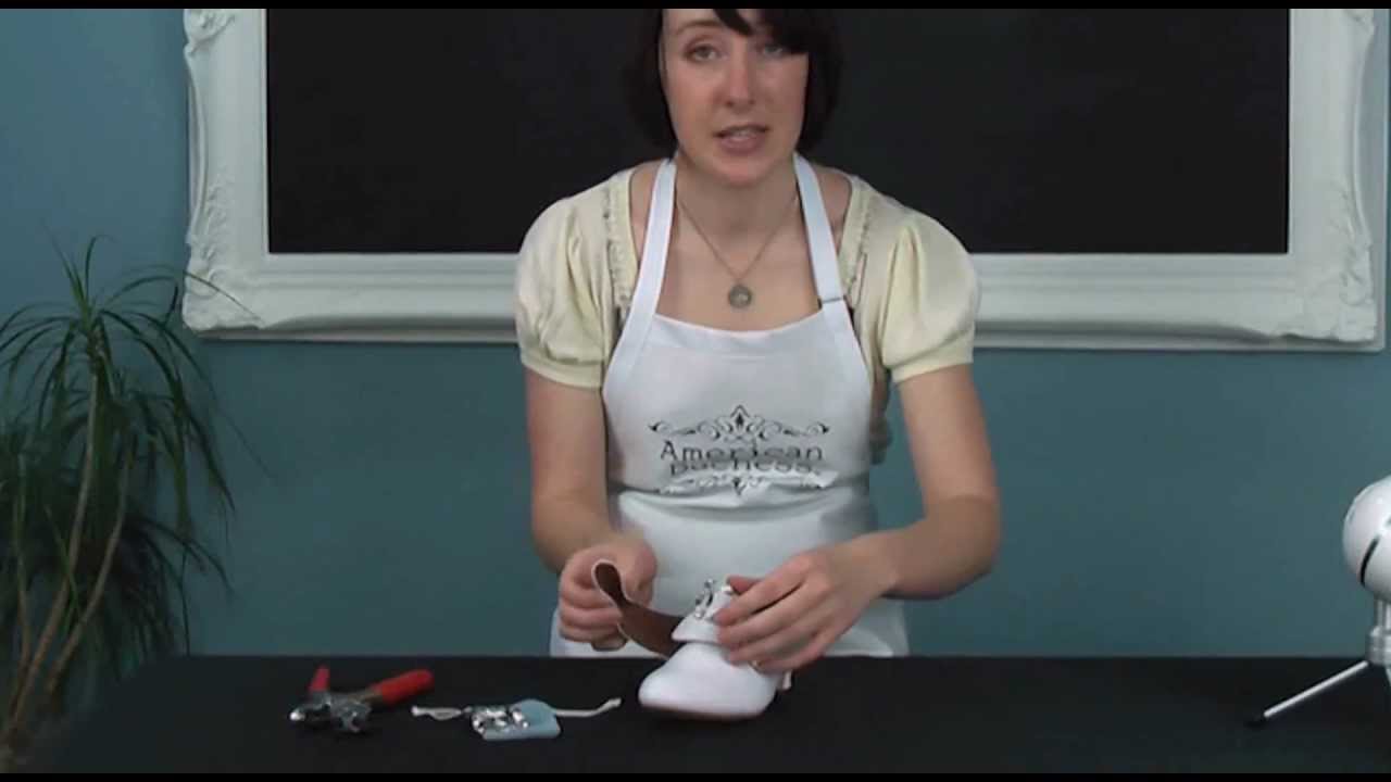 How to Fit "Valois" Shoe Buckles to 18th Century Shoes