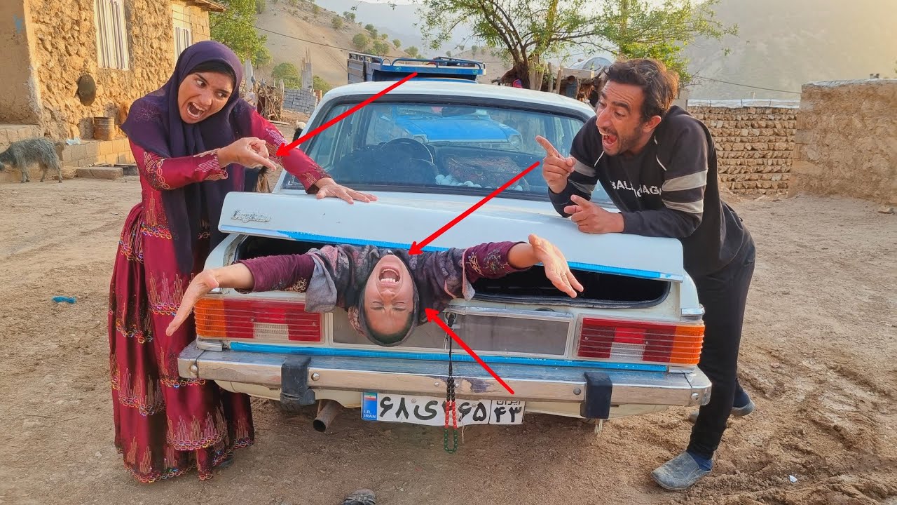 Zoya being transferred to the hospital with Atlas and Ali