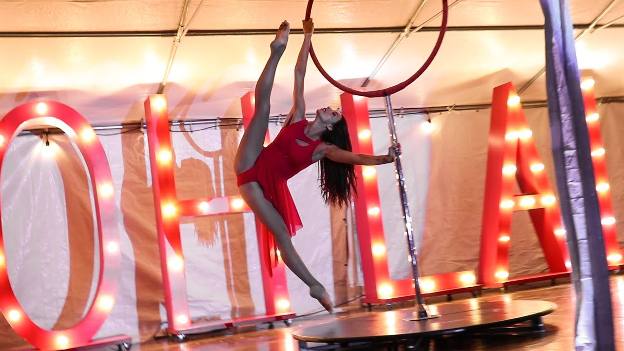 Lyra lollipop performance by Monika Pann